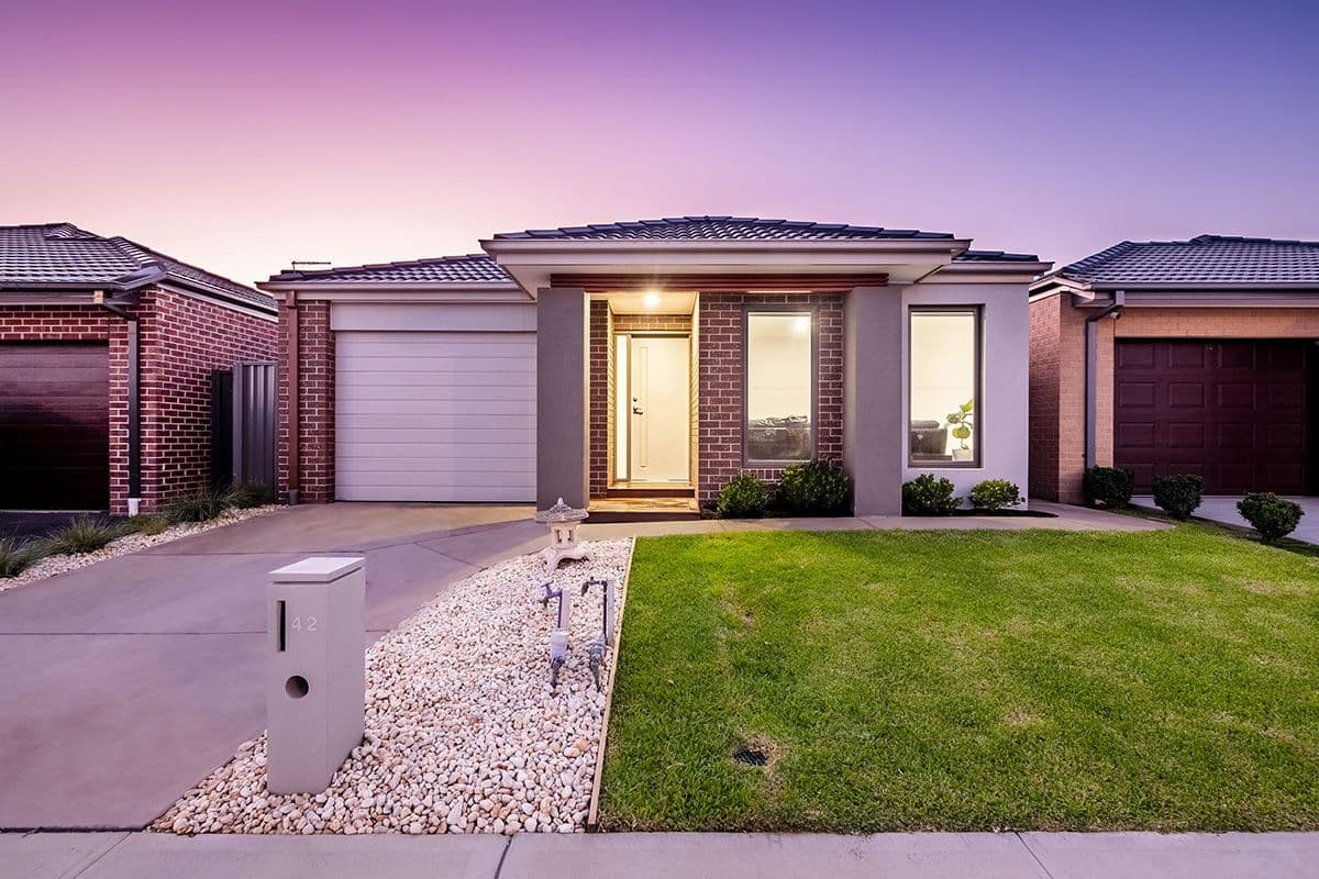 42 Parkhurst Drive, Cranbourne East VIC 3977, Cranbourne East - Image 1