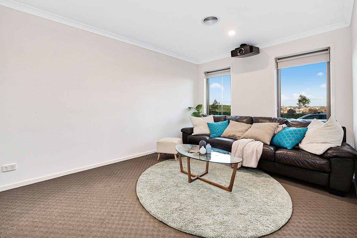 42 Parkhurst Drive, Cranbourne East VIC 3977, Cranbourne East - Thumbnail 5