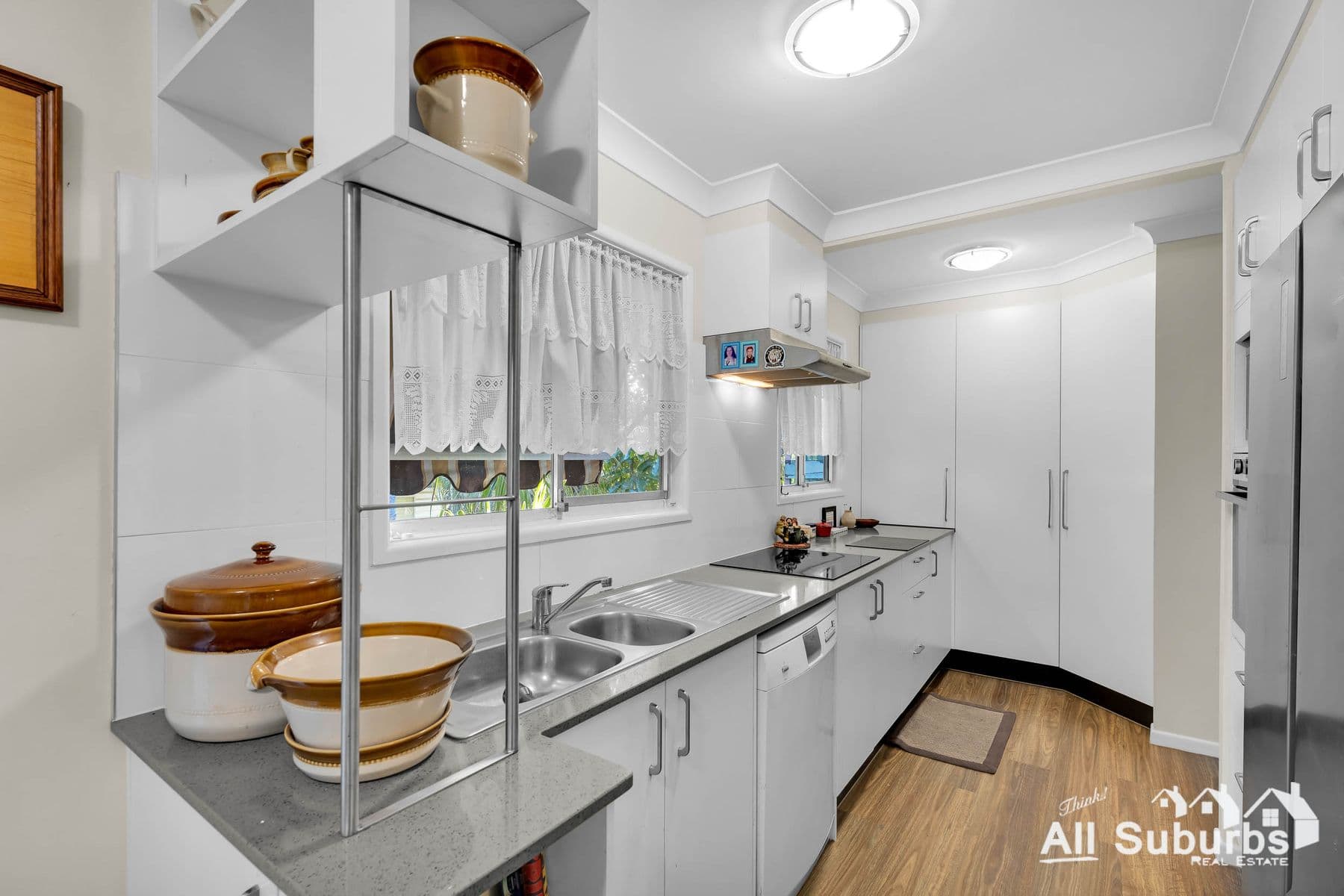 54 Ashton Street, Kingston QLD 4114, Kingston - Thumbnail 2