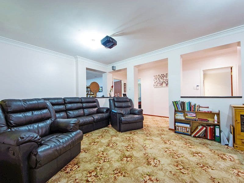 46 Ruby Place, WERRIBEE VIC 3030, Werribee - Thumbnail 4