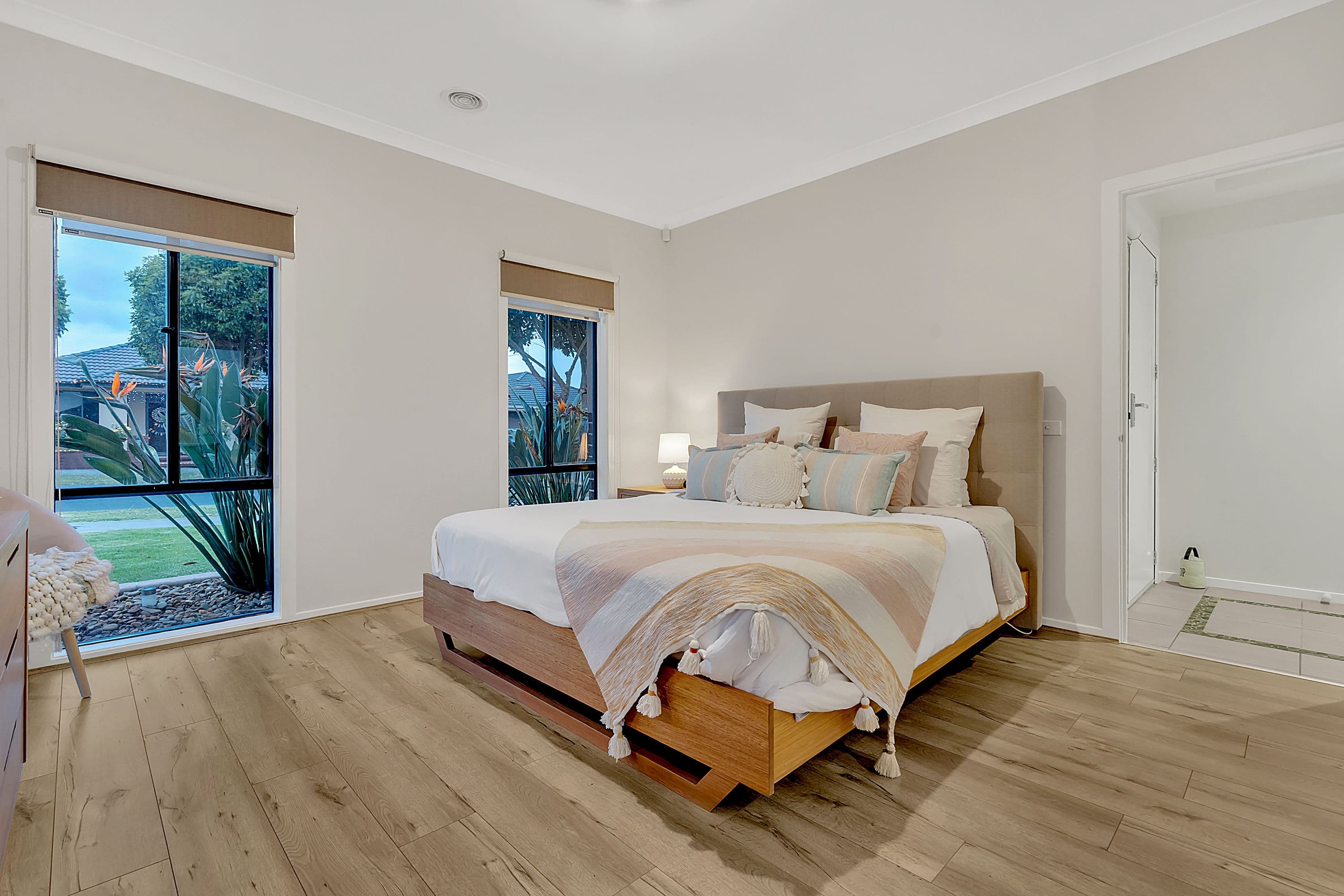 69 Hyde Park Avenue, Craigieburn VIC 3064, Craigieburn - Thumbnail 2