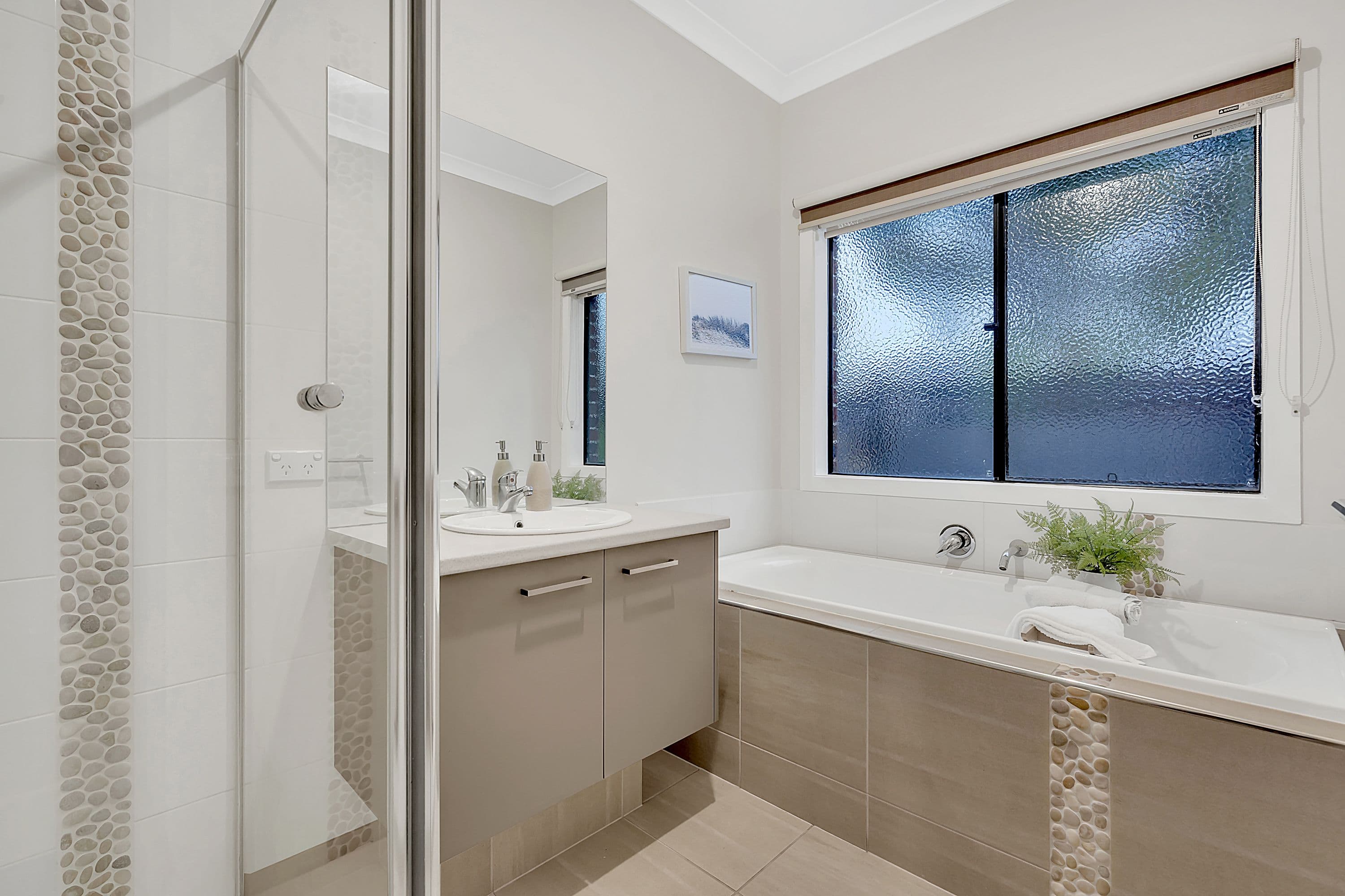 69 Hyde Park Avenue, Craigieburn VIC 3064, Craigieburn - Thumbnail 8