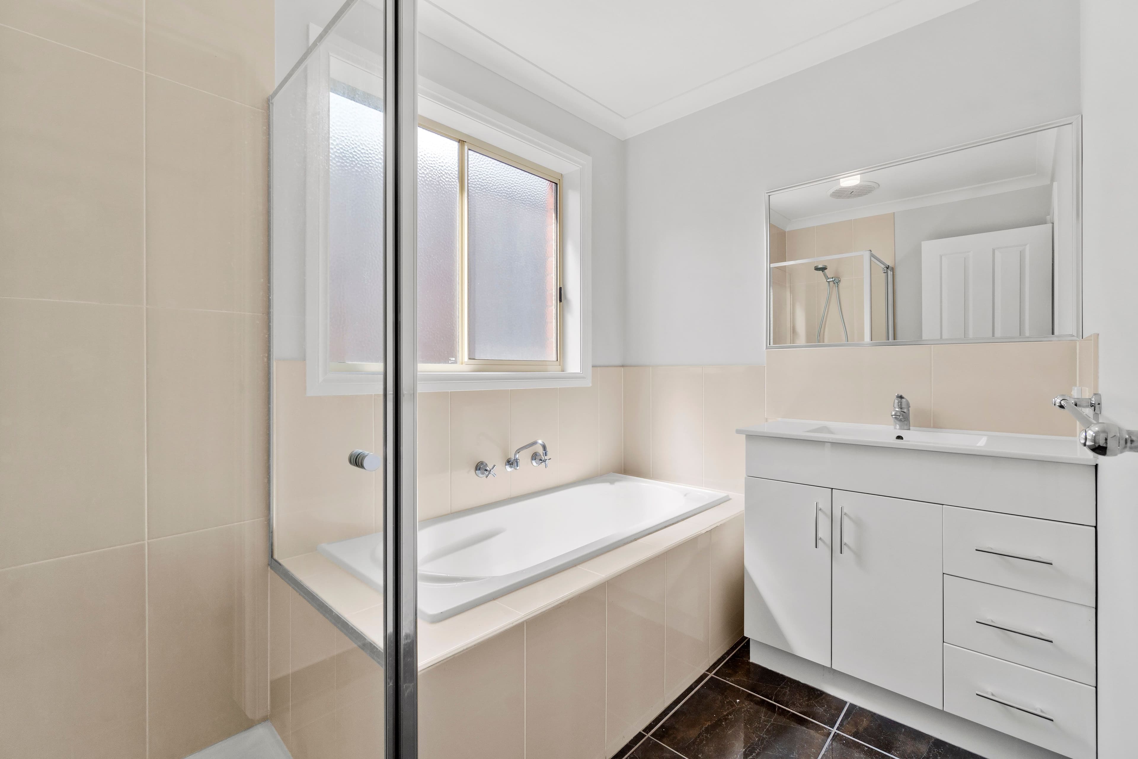 4A Penarie Place, Pakenham VIC 3810, Pakenham - Thumbnail 4