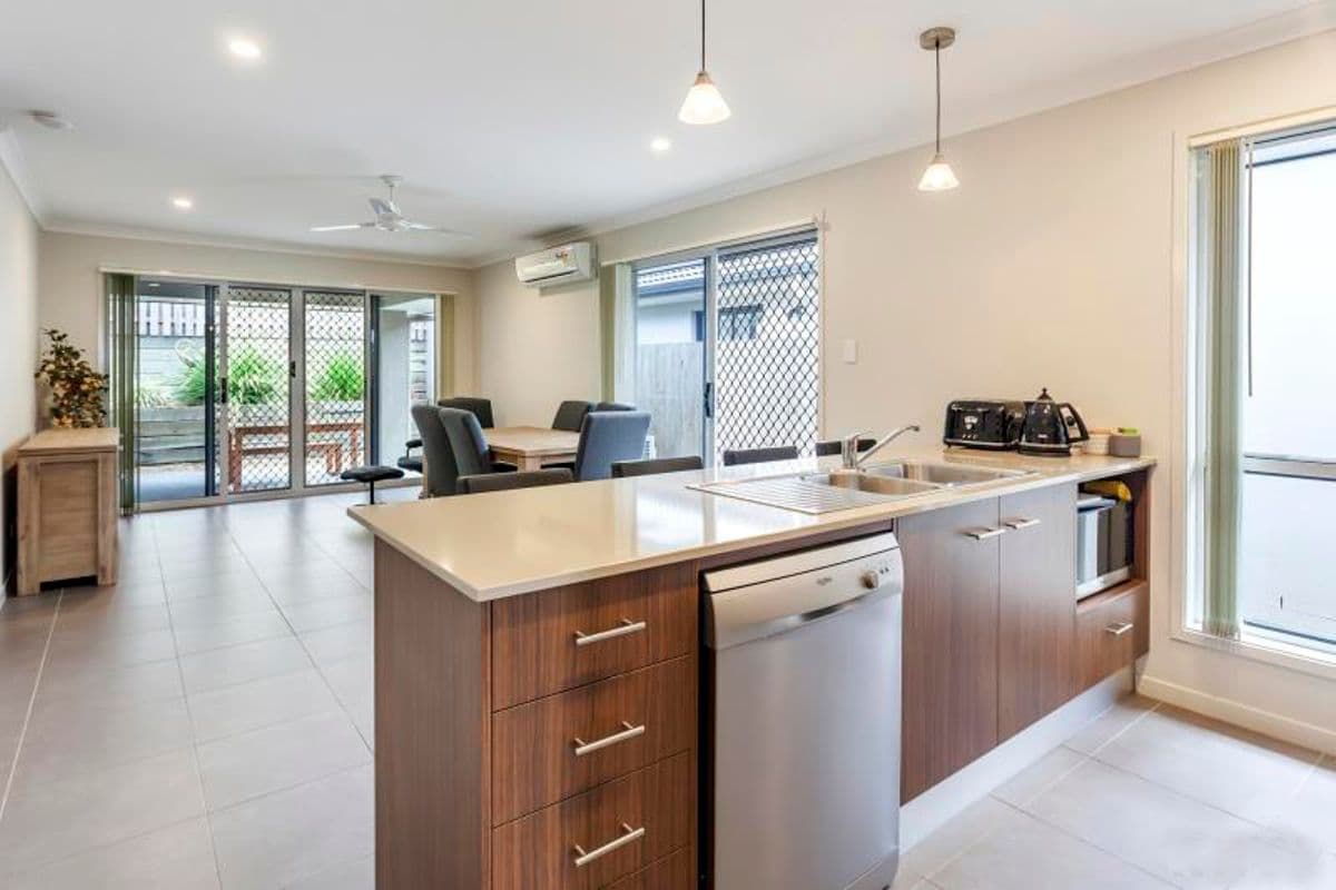 71 Yarrambat Rise, Upper Coomera QLD 4209, Upper Coomera - Thumbnail 3