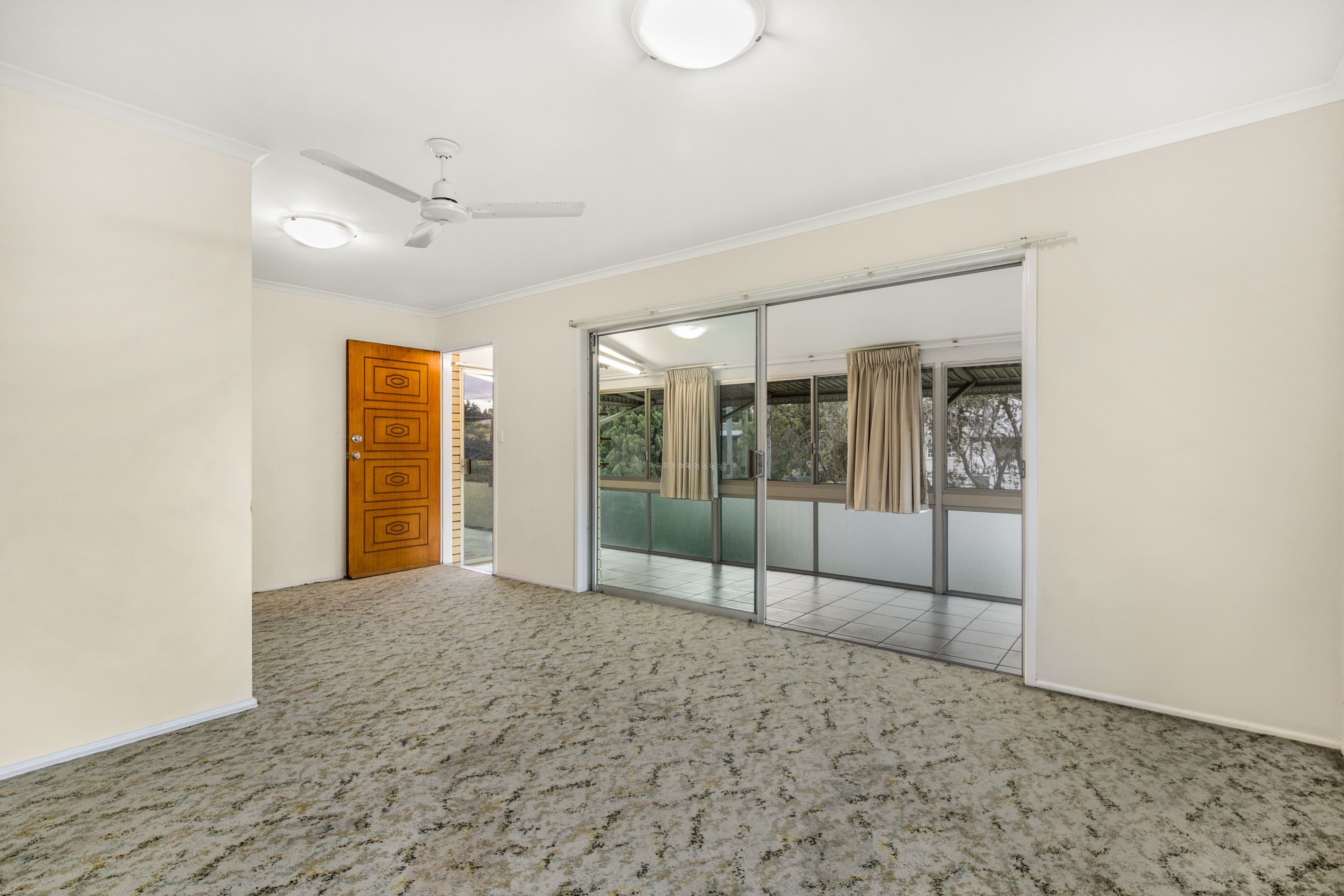 115 Lynne Grove Avenue, Corinda QLD 4075, Corinda - Thumbnail 3