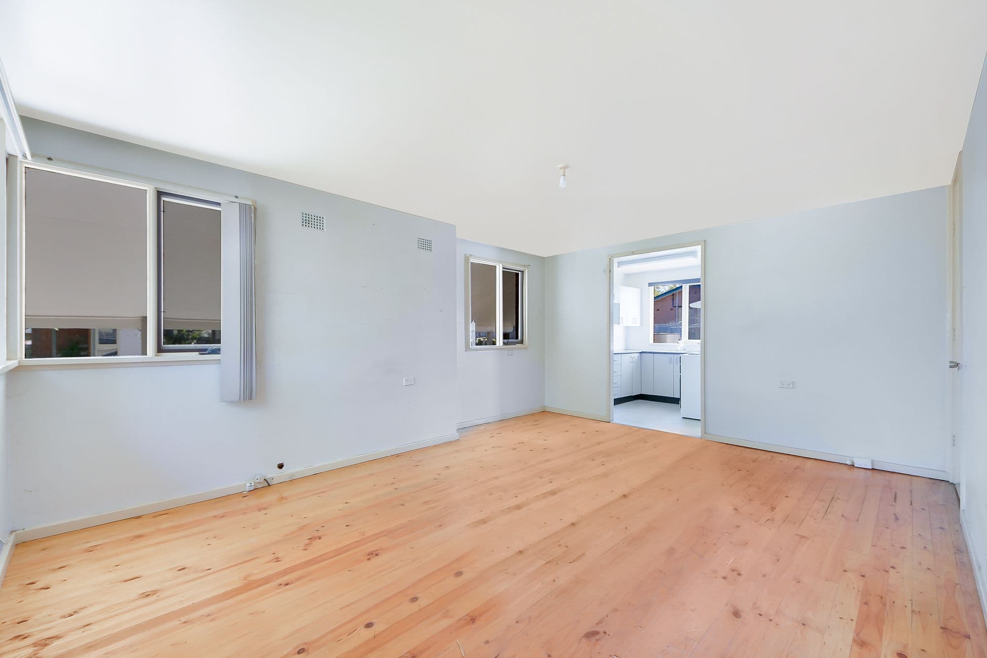 8 Boonoke Place, Airds - Thumbnail 2