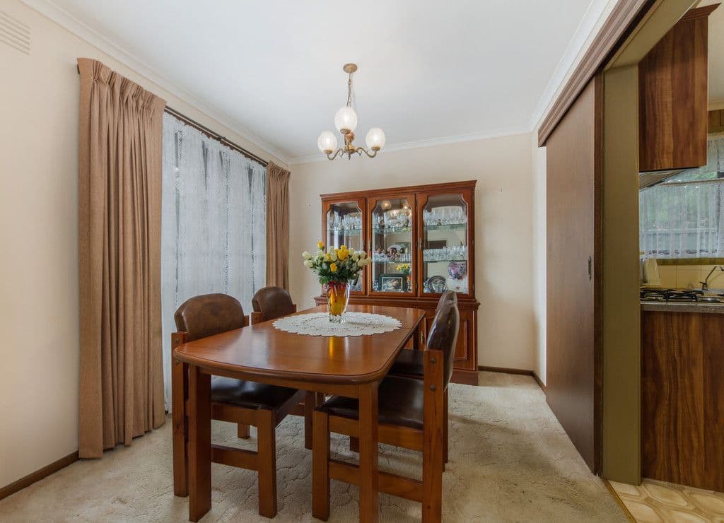 44 Erica Avenue, St Albans VIC 3021, St Albans - Thumbnail 3