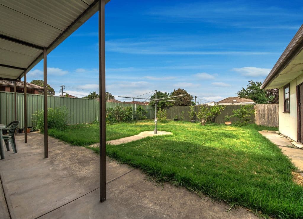 44 Erica Avenue, St Albans VIC 3021, St Albans - Thumbnail 8