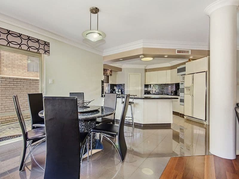 54 Belleview Crescent, DIANELLA WA 6059, Dianella - Thumbnail 4