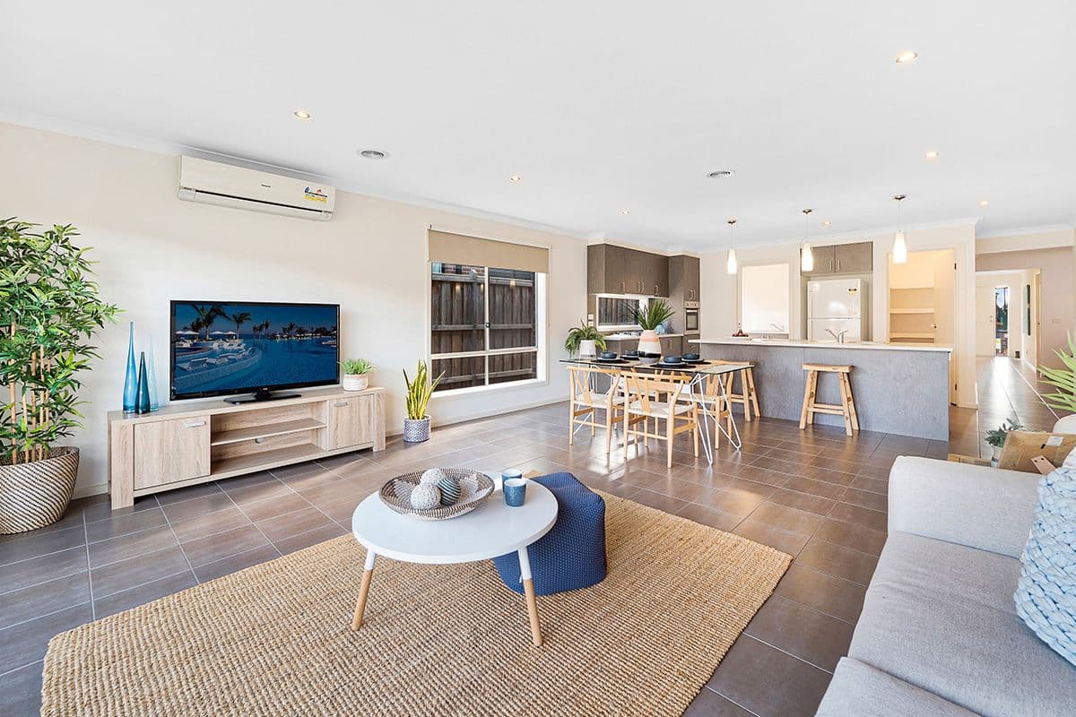 45 Chantenay Parade, Cranbourne North VIC 3977, Cranbourne North - Image 1