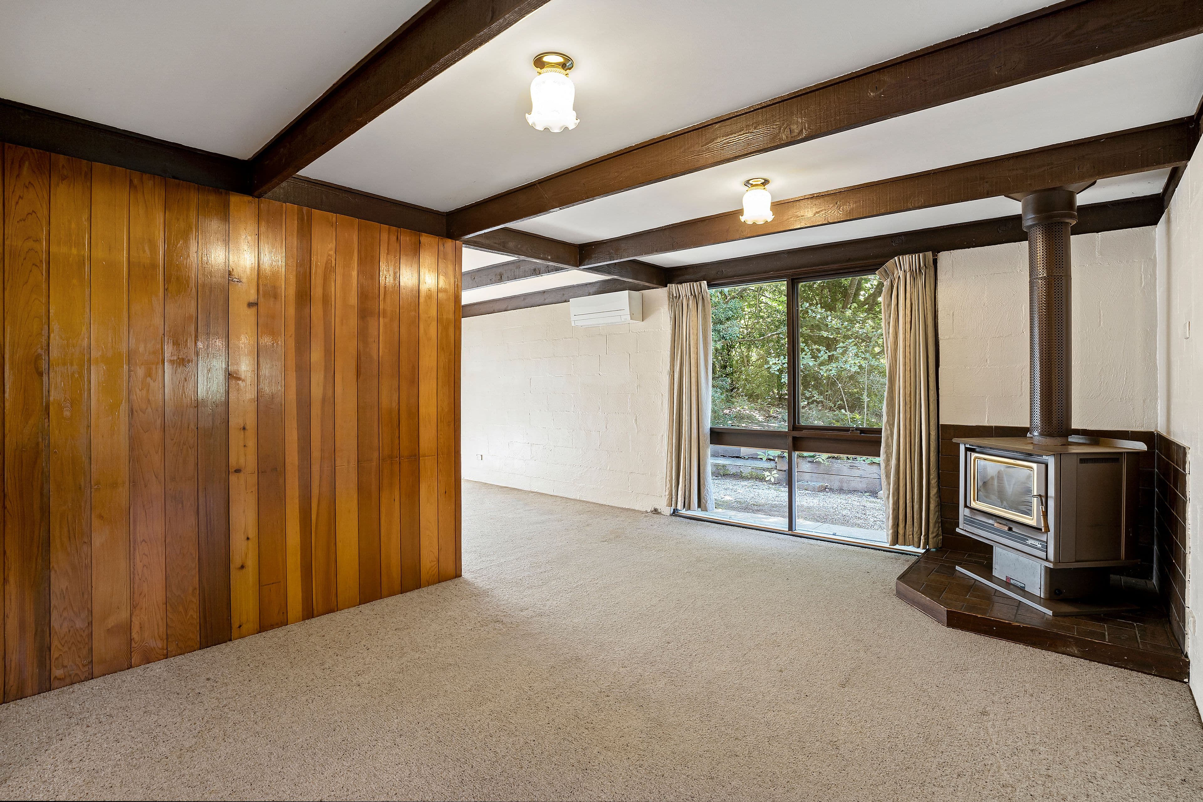 44 South Road, Woodend VIC 3442, Woodend - Thumbnail 4