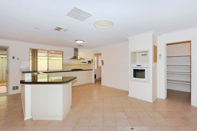 43 Castlereagh Circle, PORT KENNEDY WA 6172, Port Kennedy - Thumbnail 4
