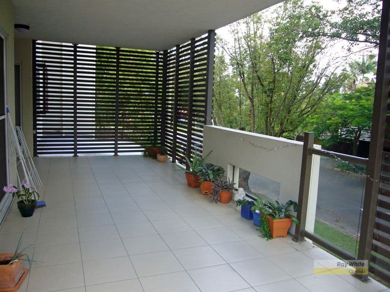 654 Kingsford Smith Drive, HAMILTON QLD 4007, Hamilton - Thumbnail 4