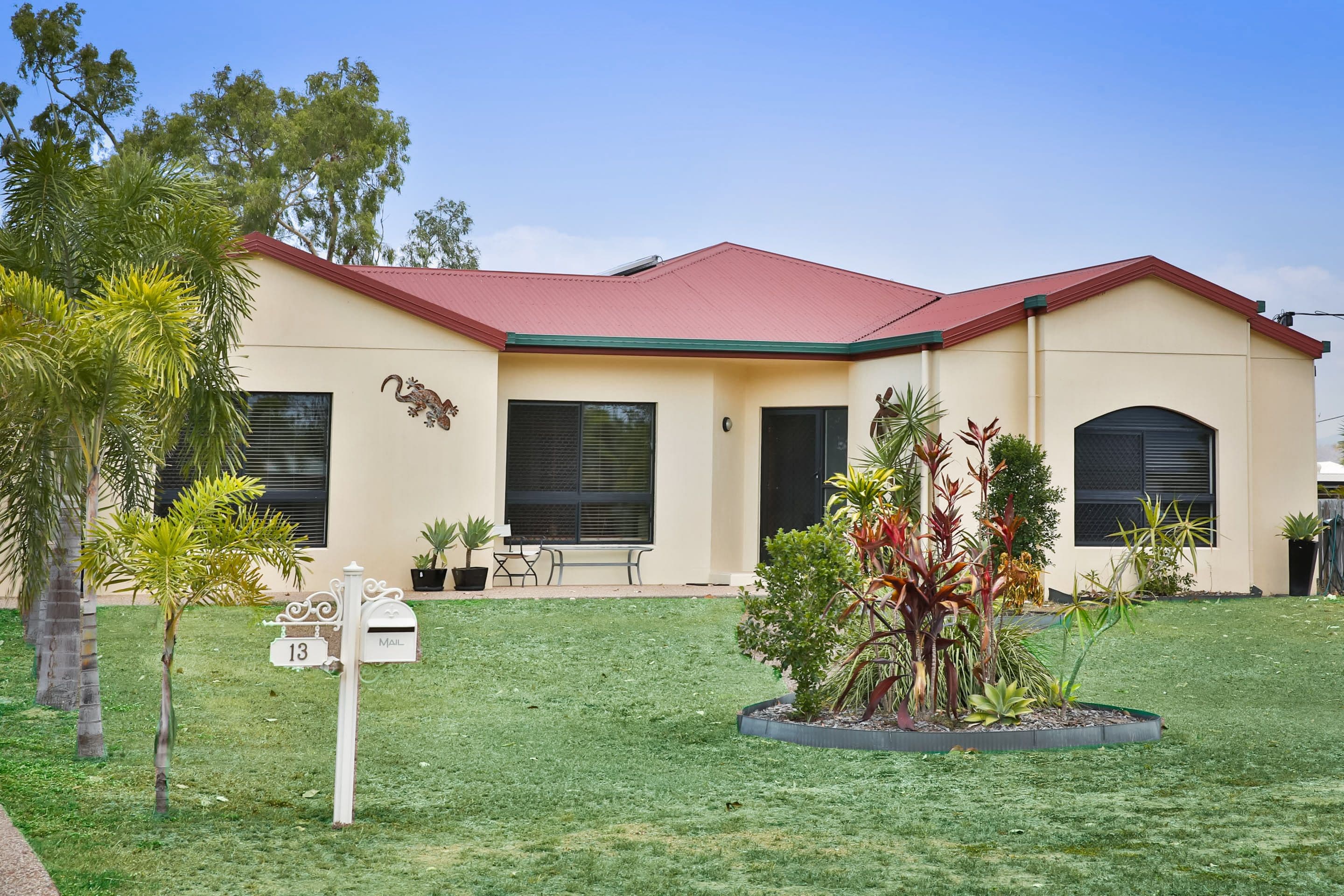 13 Tennessee Way, Kelso QLD 4815, Kelso - Thumbnail 2
