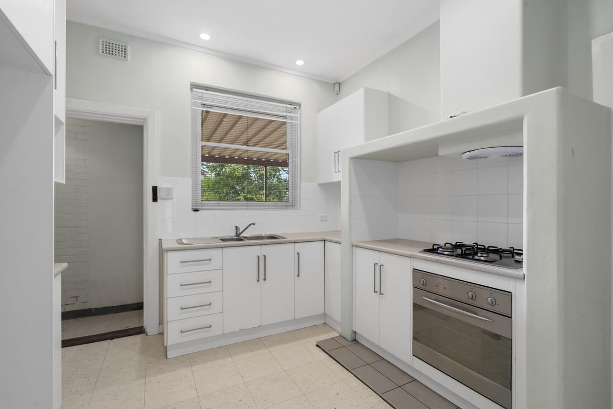 35 Aveland Avenue, Trinity Gardens SA 5068, Trinity Gardens - Thumbnail 3