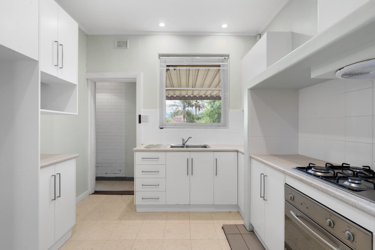 35 Aveland Avenue, Trinity Gardens SA 5068, Trinity Gardens - Thumbnail 4