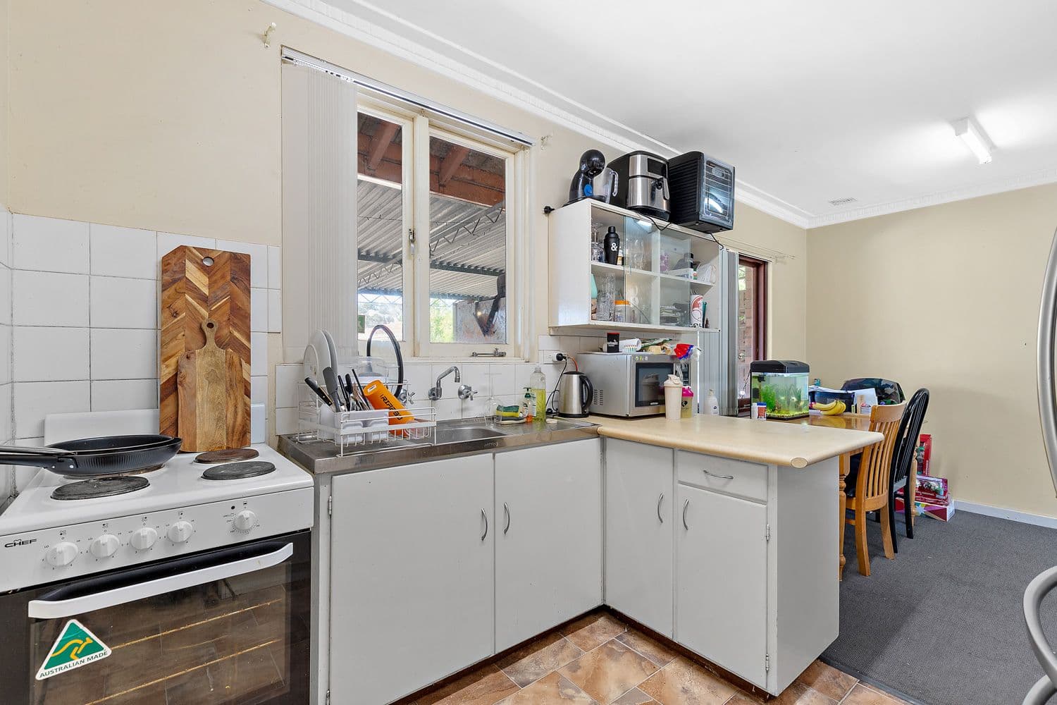 48 Spring Road, Thornlie WA 6108, Thornlie - Thumbnail 3