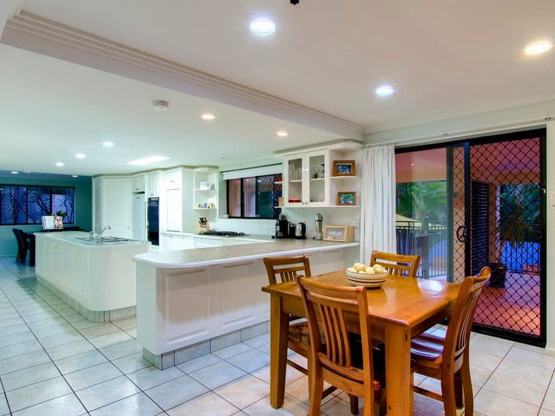 14 Obsidian Street, CAMP HILL QLD 4152, Camp Hill - Thumbnail 4