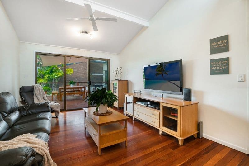 8 Eversden Street, Kenmore QLD 4069, Kenmore - Thumbnail 4