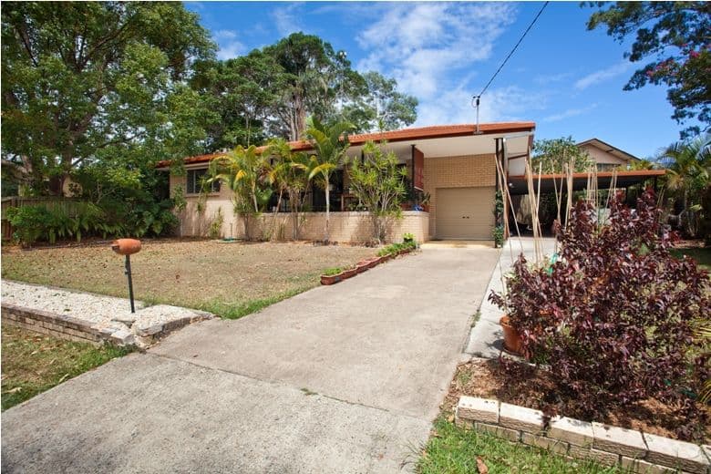 30 Nyora Street, SOUTHPORT QLD 4215, Southport - Thumbnail 2