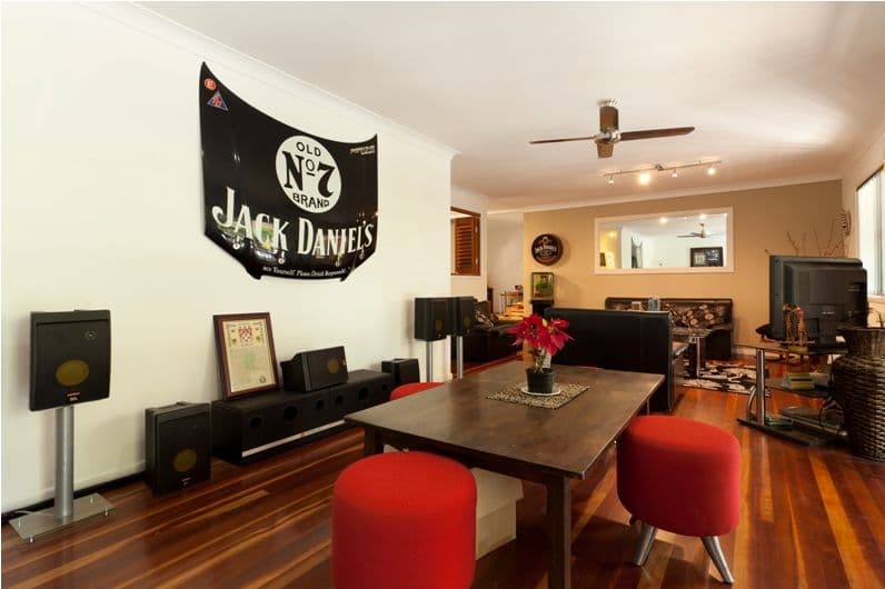 30 Nyora Street, SOUTHPORT QLD 4215, Southport - Thumbnail 4