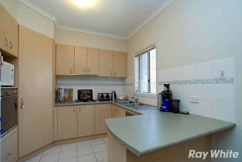 42 St Laurent Rise, KNOXFIELD VIC 3180, Knoxfield - Thumbnail 2