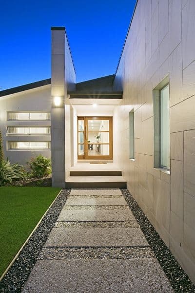 53 Fairway Drive, Clear Island Waters QLD 4226, Clear Island Waters - Thumbnail 2