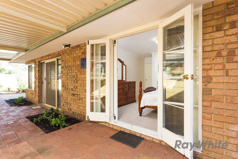 35 Arnold Crescent, Kardinya WA 6163, Kardinya - Thumbnail 3