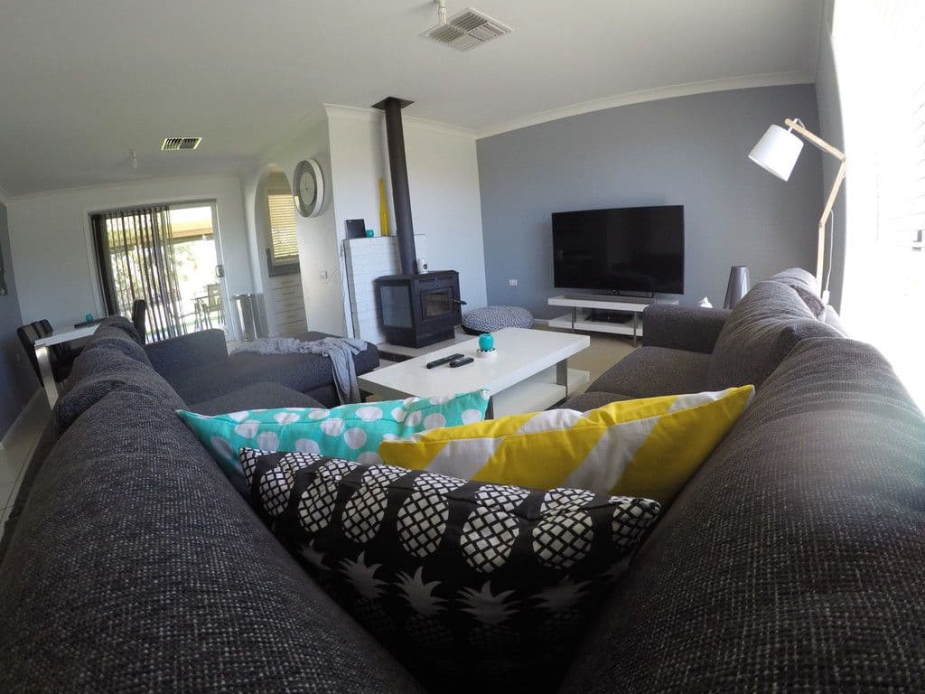 196 Farnell Street, Forbes - Thumbnail 2