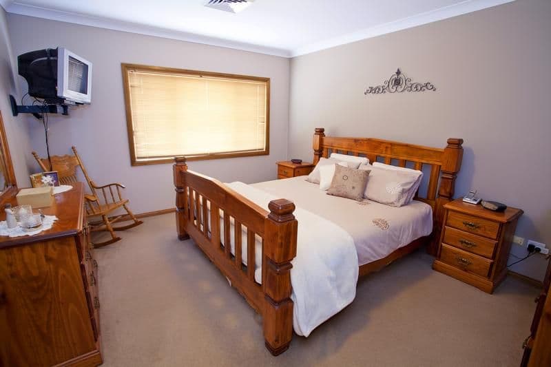 4 Montague Close, GREEN VALLEY NSW 2168, Green Valley - Thumbnail 6