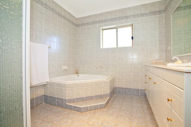 4 Montague Close, GREEN VALLEY NSW 2168, Green Valley - Thumbnail 7