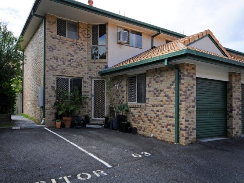 220 Christine Avenue, BURLEIGH WATERS QLD 4220, Burleigh Waters - Thumbnail 4