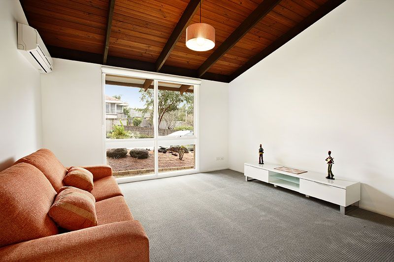 135 Greensborough Road, MACLEOD VIC 3085, Macleod - Thumbnail 3