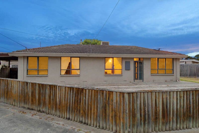 12 Connewarra Avenue, ASPENDALE VIC 3195, Aspendale - Thumbnail 2