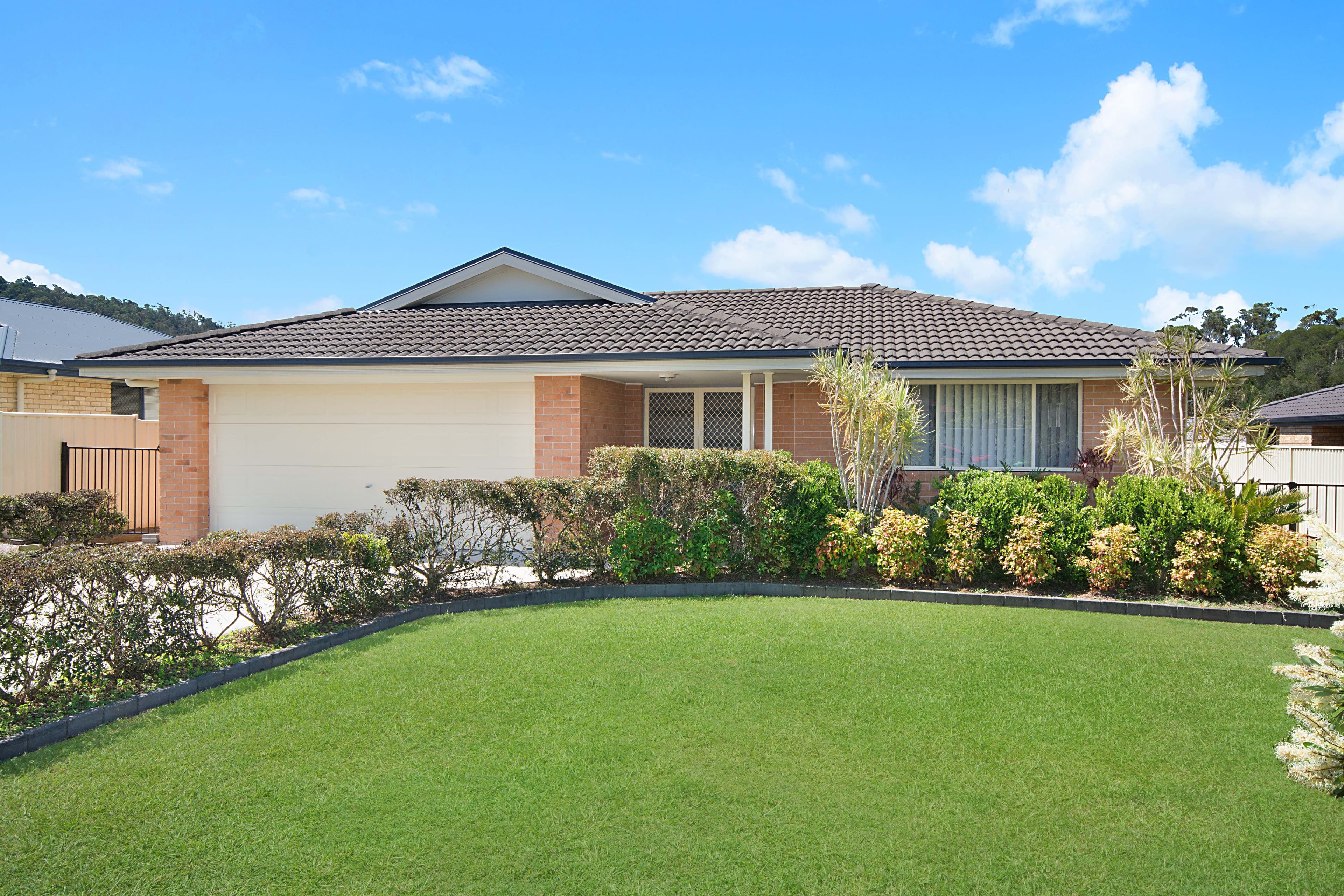 6 Potaroo Place, Townsend - Image 1