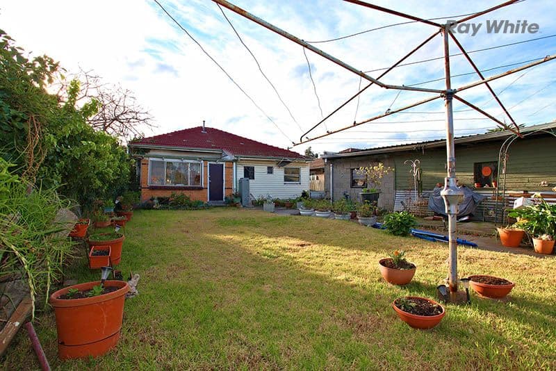 111 McIntosh Road, ALTONA NORTH VIC 3025, Altona North - Thumbnail 6