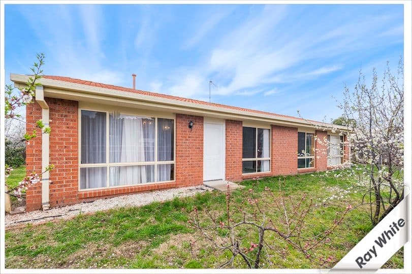 8 Greaves Place, Conder ACT 2906, Conder - Thumbnail 2