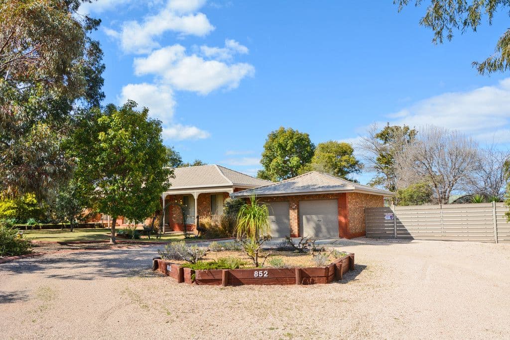 852 Karadoc Avenue, Irymple VIC 3498, Irymple - Image 1