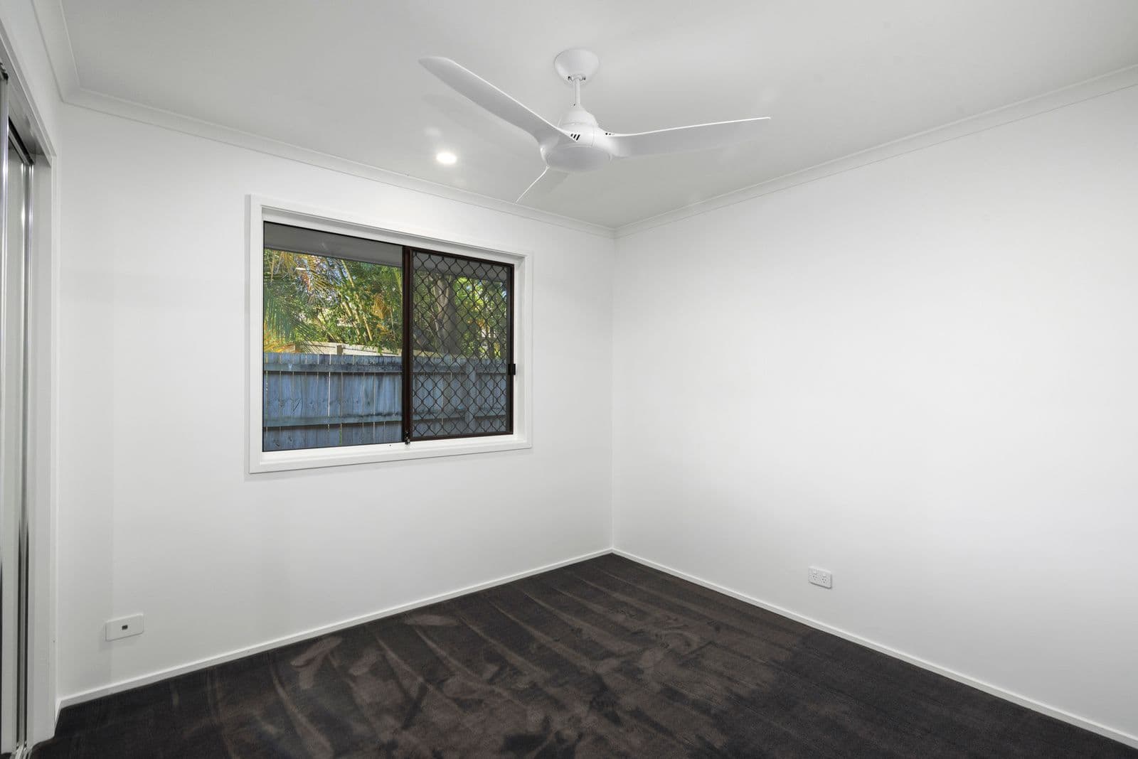 6 Whitehead Drive, Burleigh Waters QLD 4220, Burleigh Waters - Thumbnail 4