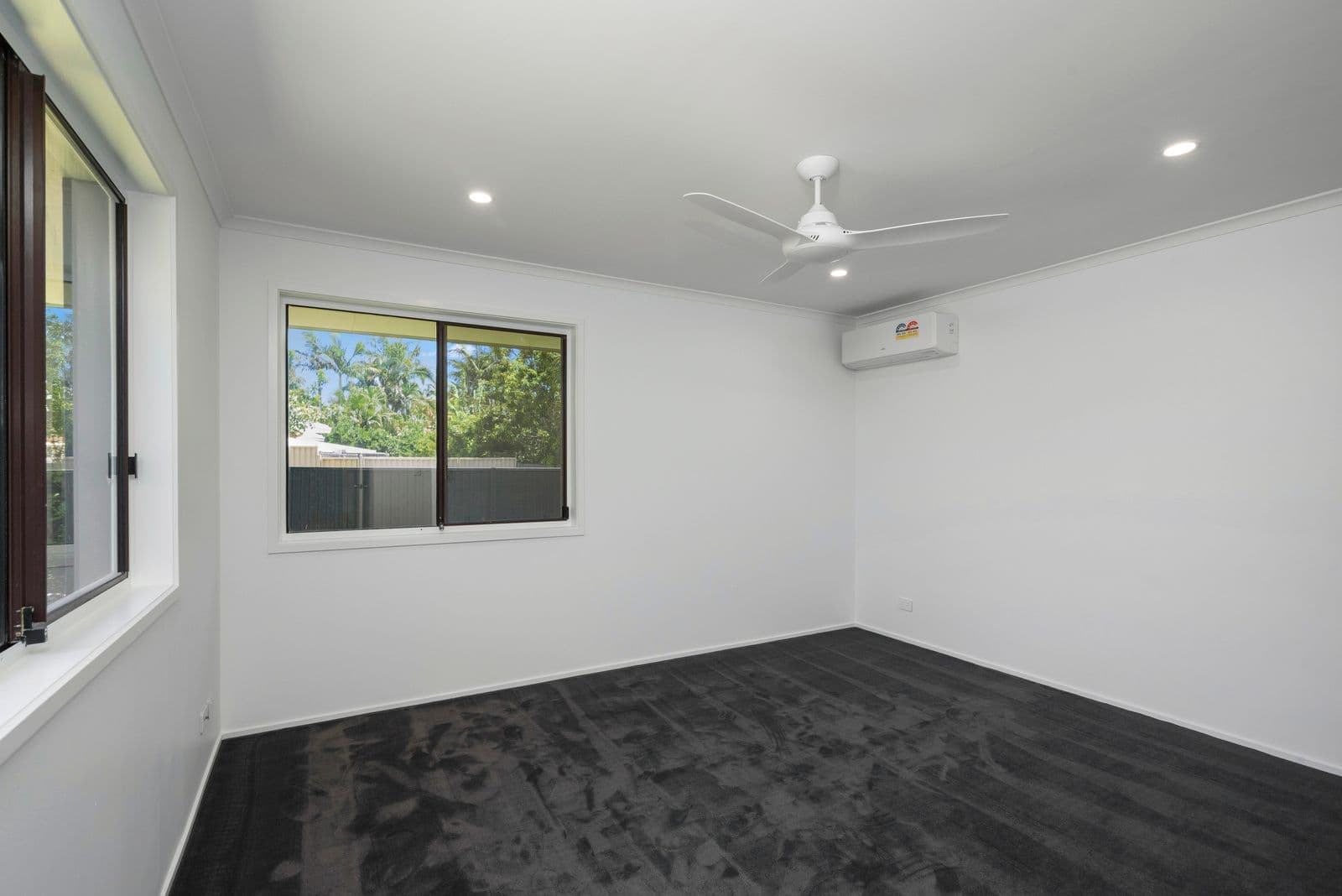 6 Whitehead Drive, Burleigh Waters QLD 4220, Burleigh Waters - Thumbnail 6