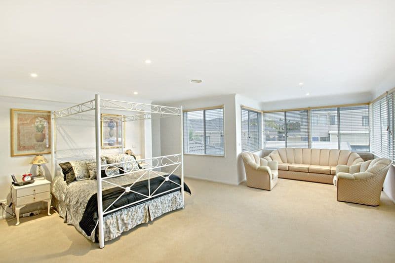 15 Lomandra Court, BUNDOORA VIC 3083, Bundoora - Thumbnail 3