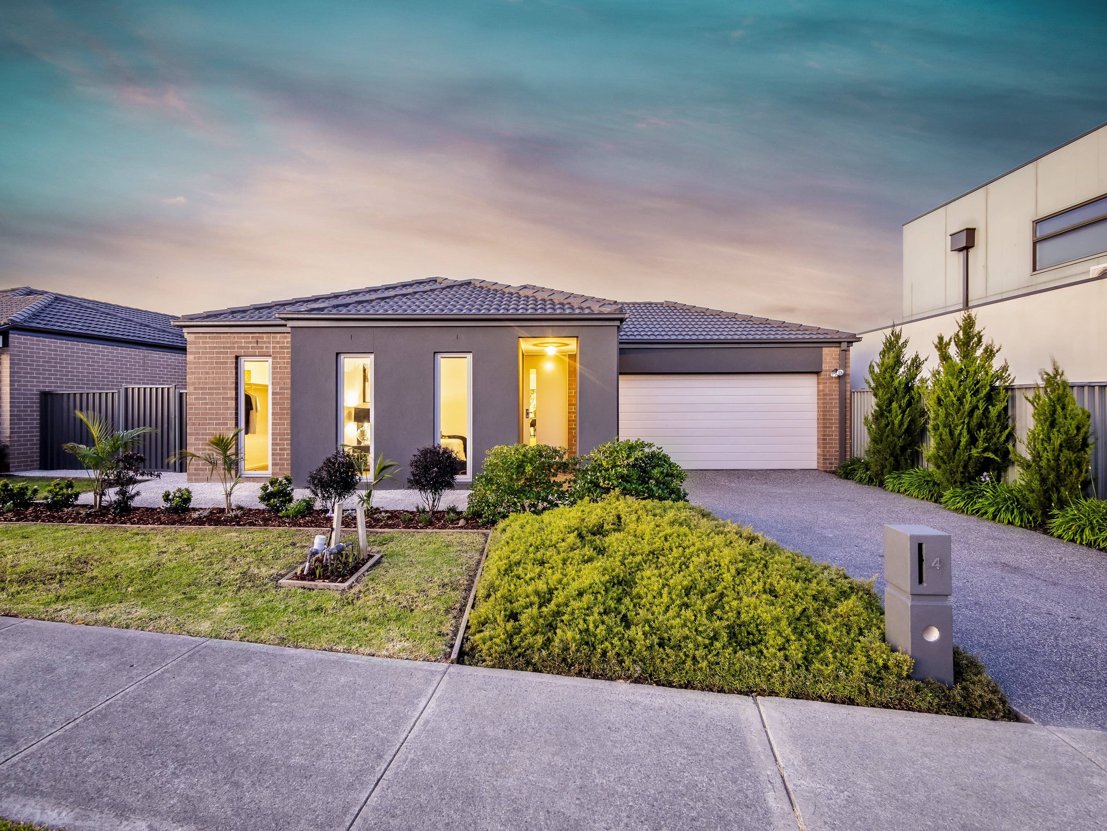 4 Almondbank Road, Cranbourne East VIC 3977, Cranbourne East - Image 1