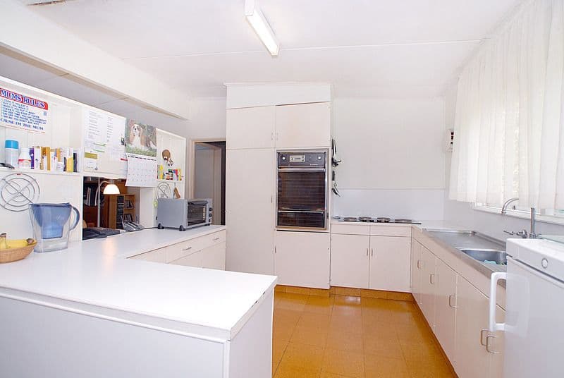19 Loretto Avenue, FERNTREE GULLY VIC 3156, Ferntree Gully - Thumbnail 3