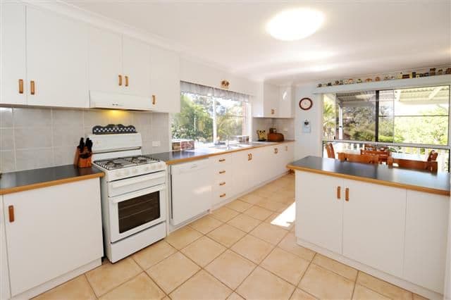 8 Awoonga Dam Road (Benaraby), GLADSTONE QLD 4680, Gladstone Central - Thumbnail 3
