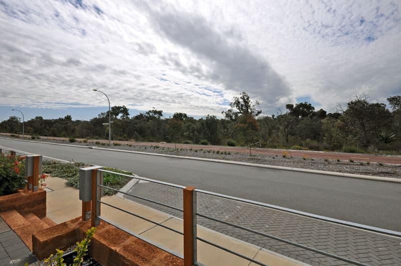 33 Dalgarup Way, Ellenbrook WA 6069, Ellenbrook - Thumbnail 2