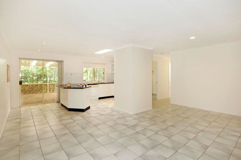 41 Keats Avenue, BATEAU BAY NSW 2261, Bateau Bay - Thumbnail 2