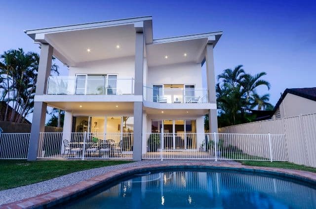 12 West Lynne, BENOWA WATERS QLD 4217, Benowa - Thumbnail 3