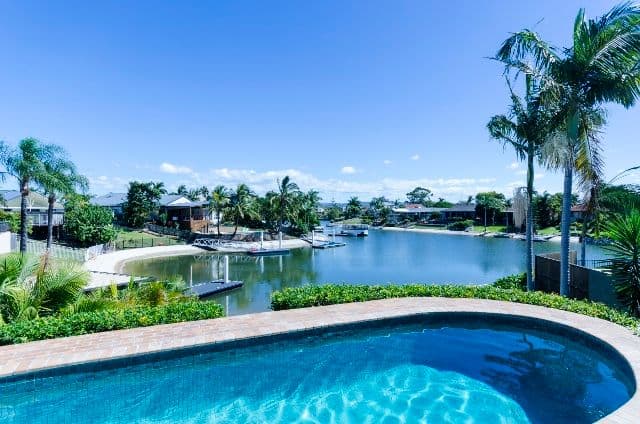 12 West Lynne, BENOWA WATERS QLD 4217, Benowa - Thumbnail 4