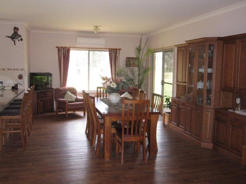 1 O'Briens Court, HEATHCOTE VIC 3523, Heathcote - Thumbnail 4