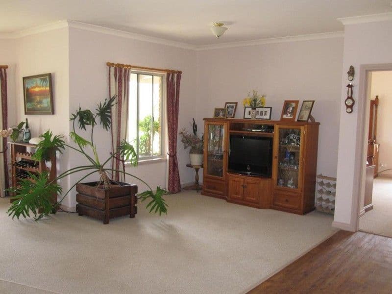 1 O'Briens Court, HEATHCOTE VIC 3523, Heathcote - Thumbnail 6
